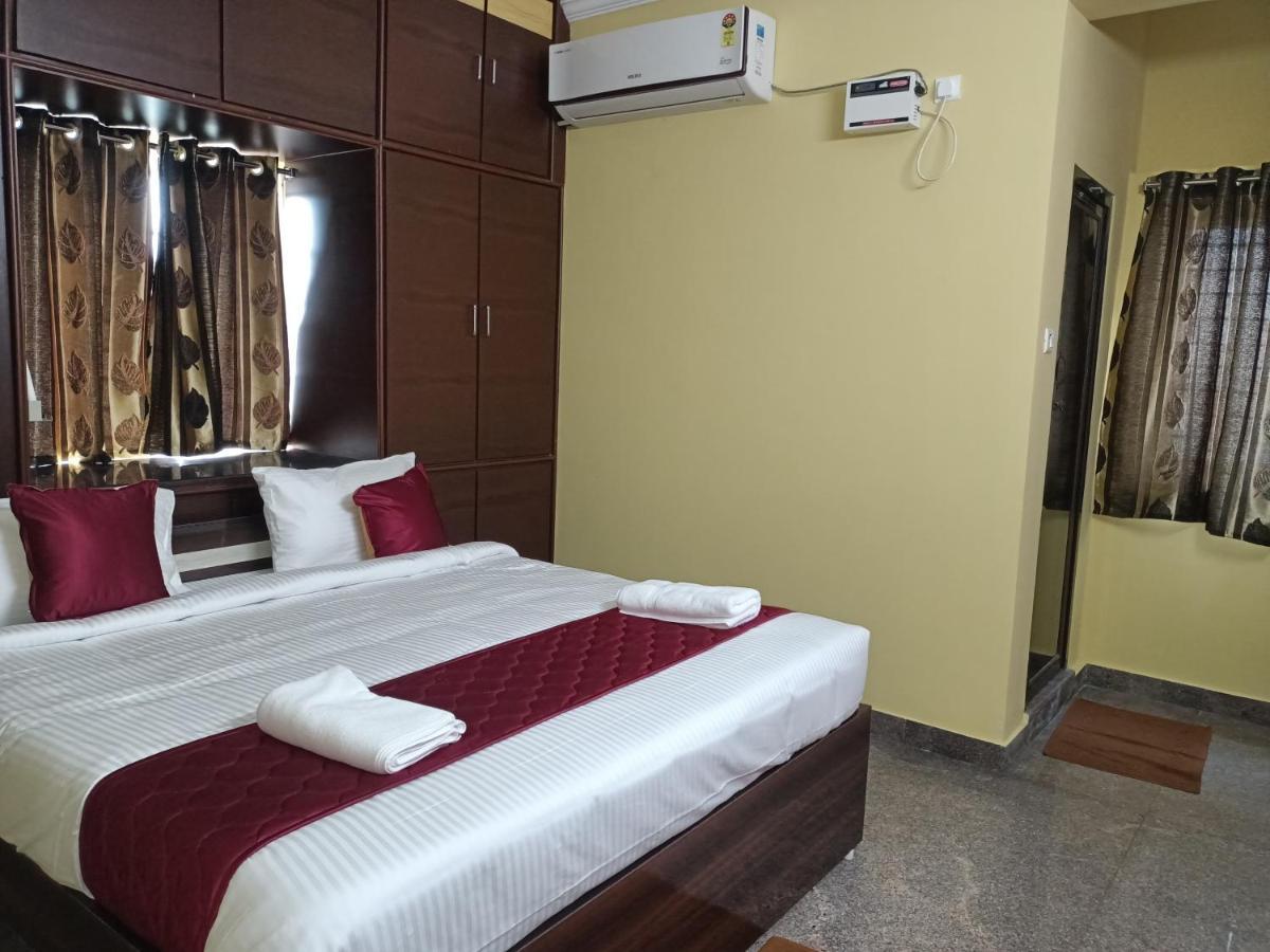 Four Seasons Home Stay Tirupati Exterior foto