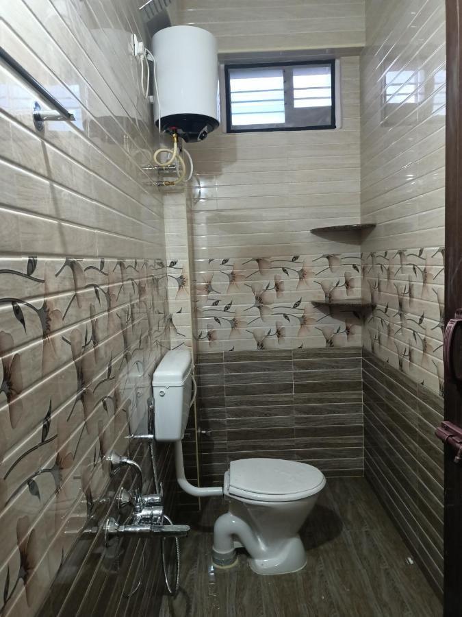Four Seasons Home Stay Tirupati Exterior foto